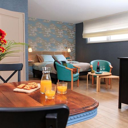 Gite Du Vieux Saule 1 Gite Avec Spa Privatif Pour 2 Personnes 1 Suite Familiale Sans Spa Vieil-Hesdin Exterior photo